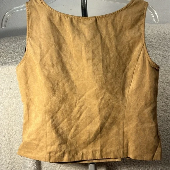 Perceptions Shell 🐚 Tan Top - Picture 5 of 5